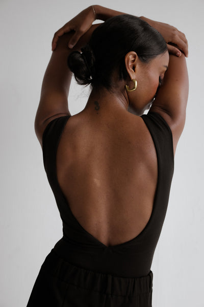 VASLANDA Women Plunging Deep V-Neck Strapless Backless Bodysuit